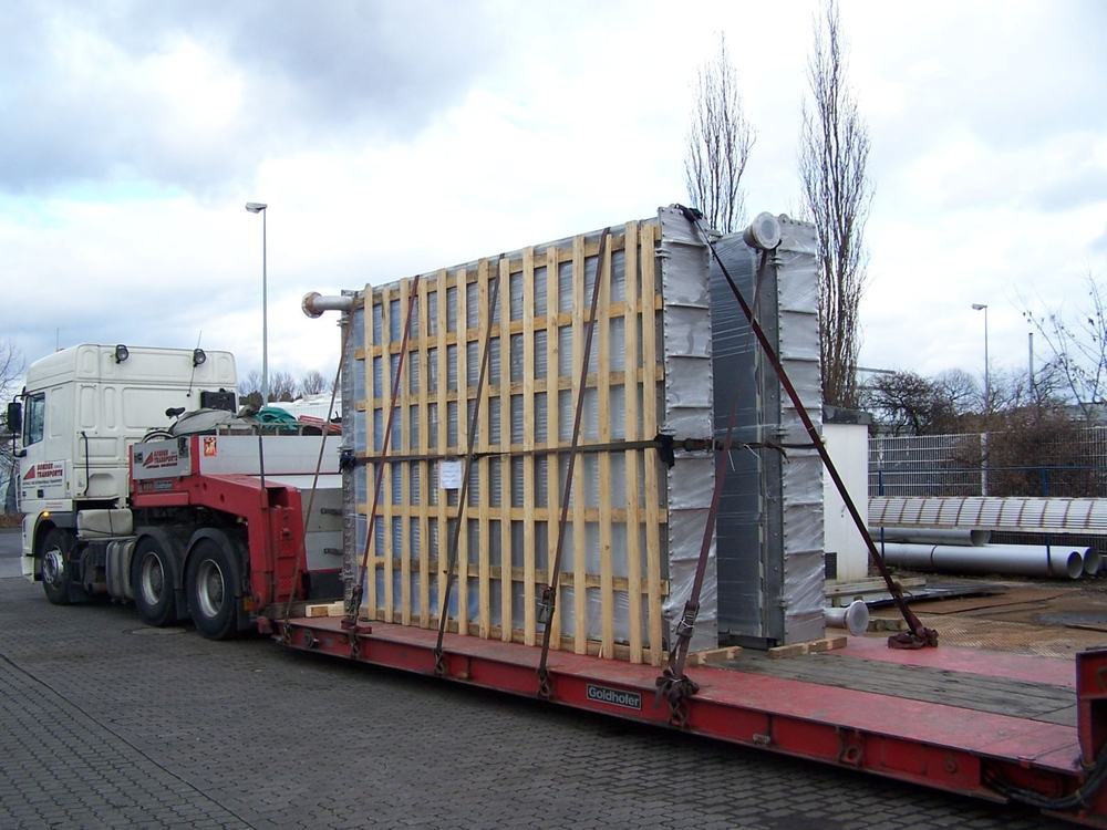 Biogas condenser in a gas-tight casing