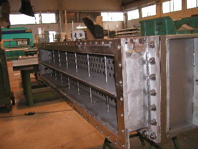 Air cooler with removable header boxes